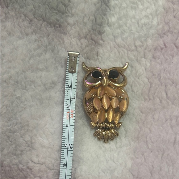 Gold Owl Brooch with Black Accents - Picture 3 of 3
